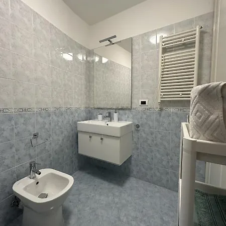 At Your Fingertips Апартаменты